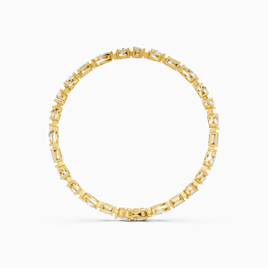 The Rhythmic Five-Shape Diamond Link